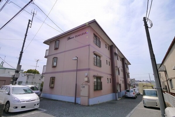 グレースYAMAZAKIの物件外観写真